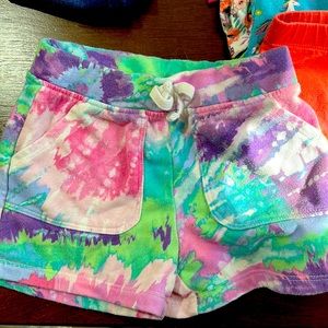 6 Short pants bundle for girls. 6 total